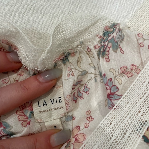 Floral blouse - Picture 2 of 2